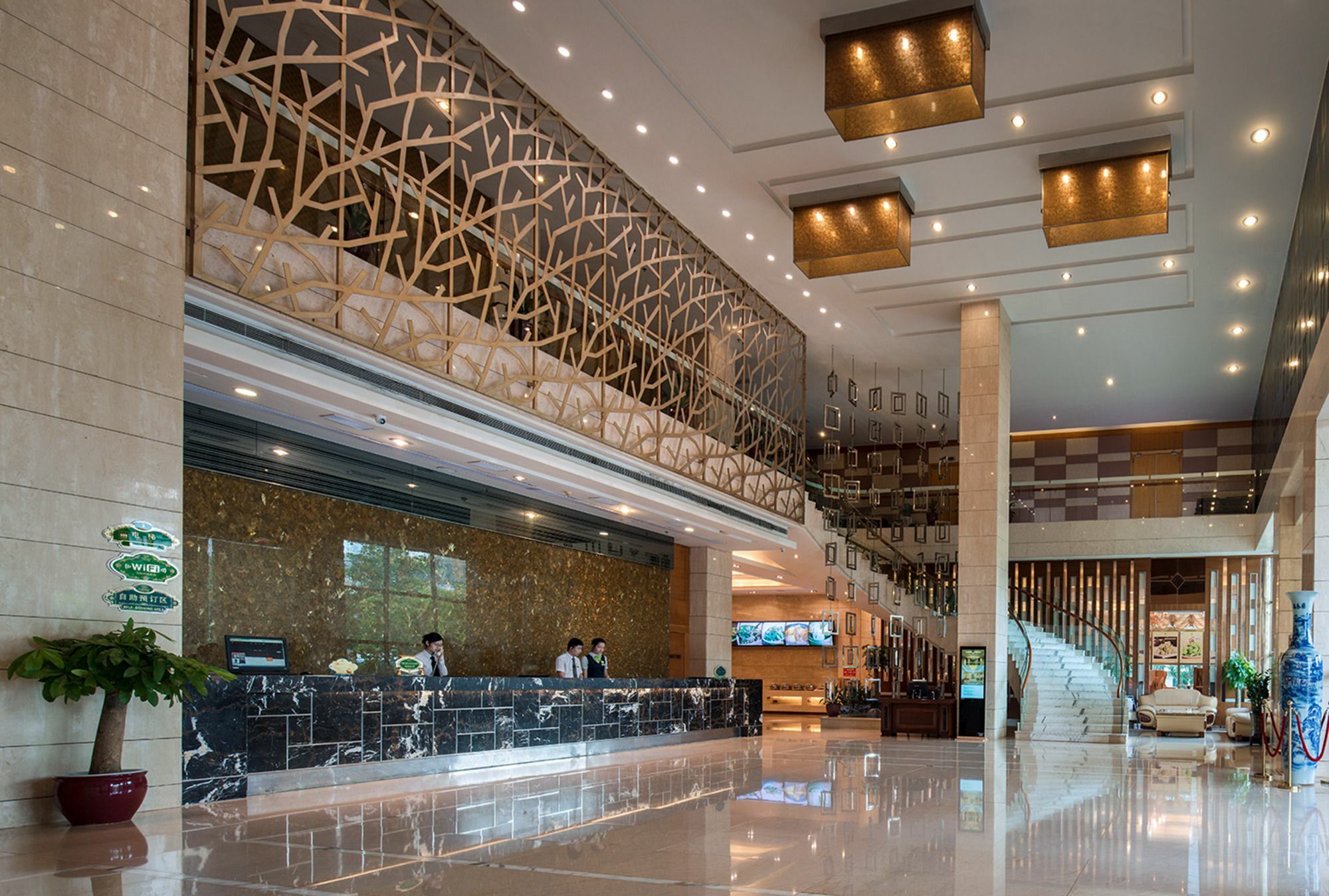 Vinenna International Hotel Shenzhen Shajing Exterior photo